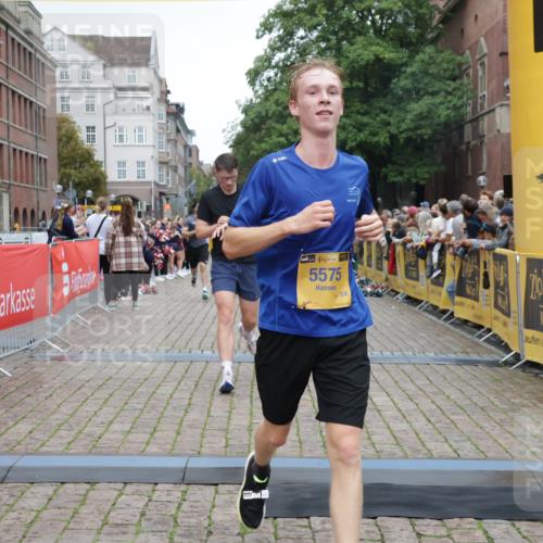 13.09.2026 - Kiel Lauf Yannick Fuchs http://msf.ph/oto/10487767 13.09.2026 10:30:41 Ziel 314, 457, 2149, 2379, 2441, 2756, 4287, 5268, 5592, 5745, 6291, 7703, 8862, 9060, 10368, 11237, 314, 556, 563, 629, 1203, 1454, 1734, 2756, 2762, 4438, 4471, 4477, 4837, 5082, 5384, 5967, 7152, 7691, 7818, 7844, 8122, 8582, 9644, 9669, 10019, 10129, 11781, 12491, 419, 1187, 1574, 1726, 3298, 4933, 6450, 9866, 9868, 9919, 10543, 11040, 11669, 12566, 3826, 5082, 5575, 5864, 7152, 8582 meine-sportfotos.de