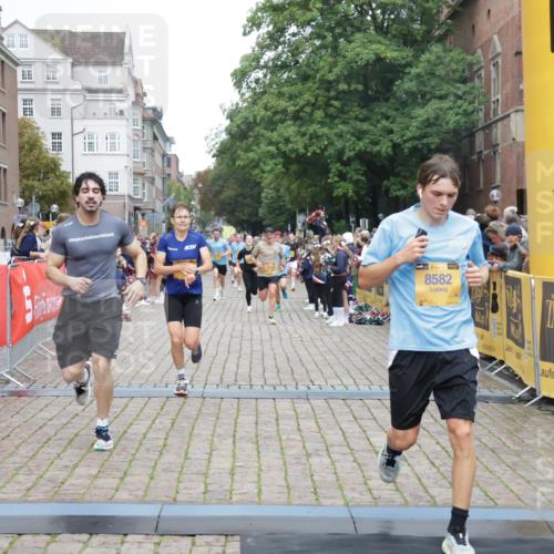 13.09.2026 - Kiel Lauf Yannick Fuchs http://msf.ph/oto/10487775 13.09.2026 10:30:44 Ziel 457, 2379, 2441, 4287, 5268, 5592, 5745, 6291, 8862, 9060, 9866, 9868, 10368, 11237, 12566, 314, 556, 563, 629, 1203, 1454, 1734, 2149, 2379, 2441, 2756, 2762, 4438, 4471, 4477, 4837, 5384, 5967, 7152, 7691, 7703, 7818, 7844, 8122, 9060, 9644, 9669, 10019, 10129, 11781, 12491, 419, 967, 1187, 1574, 1726, 3298, 4933, 6450, 9919, 10543, 11040, 11669, 563, 3826, 5082, 5575, 7152, 7818, 8582 meine-sportfotos.de