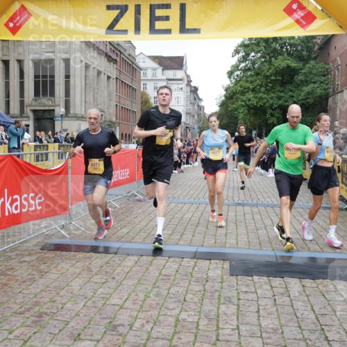 13.09.2026 - Kiel Lauf Yannick Fuchs http://msf.ph/oto/10487807 13.09.2026 10:30:54 Ziel 1574, 1726, 3298, 4933, 5268, 6450, 9866, 9868, 9919, 10543, 12566, 314, 457, 629, 1203, 1454, 1734, 2149, 2379, 2441, 2756, 2762, 4287, 4438, 4471, 4477, 5384, 5592, 5745, 5967, 6291, 7703, 7844, 8122, 8862, 9060, 10129, 10368, 11237, 11781, 12491, 419, 967, 1187, 1834, 2256, 4771, 5035, 5612, 7024, 7330, 11040, 11669, 556, 2762, 4471, 4477, 4837, 7691, 7818, 9644, 9669, 10019, 10129, 11781, 12491 meine-sportfotos.de