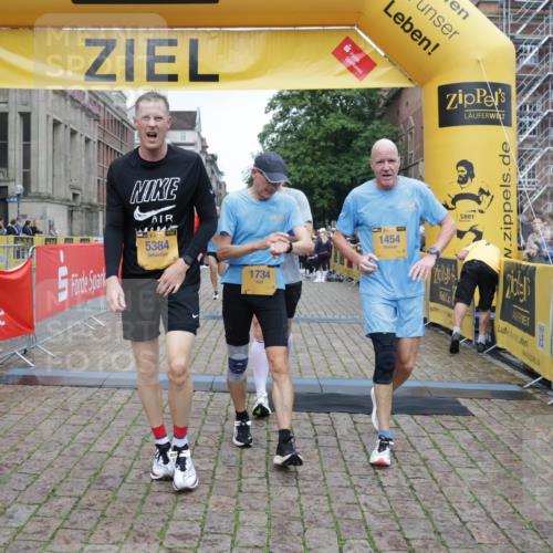 13.09.2026 - Kiel Lauf Yannick Fuchs http://msf.ph/oto/10487832 13.09.2026 10:31:02 Ziel 419, 967, 1187, 1574, 3298, 4933, 5612, 6450, 9919, 10543, 11040, 11669, 314, 457, 629, 1203, 1574, 1726, 2149, 2379, 2441, 2756, 4287, 5268, 5592, 5745, 5967, 6291, 7703, 7844, 8862, 9060, 9866, 9868, 10368, 11237, 12566, 227, 1834, 2256, 4446, 4771, 5035, 5251, 7024, 7330, 7402, 7834, 7863, 8496, 10780, 11329, 629, 1203, 1454, 1734, 2762, 4438, 5384, 5967, 7844, 8122 meine-sportfotos.de