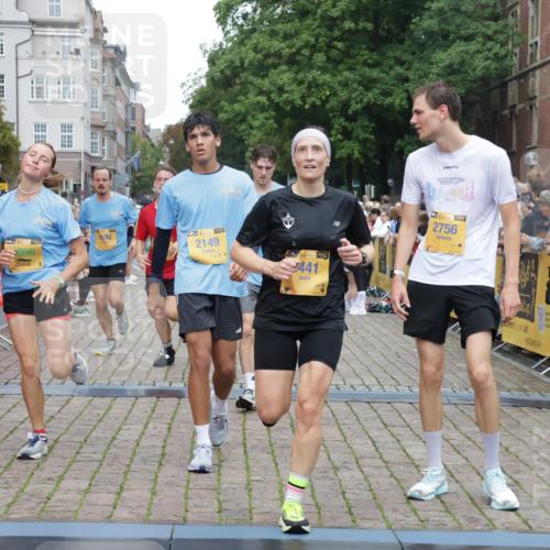 13.09.2026 - Kiel Lauf Yannick Fuchs http://msf.ph/oto/10487849 13.09.2026 10:31:09 Ziel 419, 967, 1187, 1834, 2256, 4771, 5035, 5612, 7024, 7330, 9919, 11040, 11669, 457, 1574, 1726, 2379, 2441, 3298, 4287, 4933, 5268, 5592, 5745, 6291, 6450, 8862, 9060, 9866, 9868, 9919, 10368, 10543, 11237, 12566, 227, 3231, 3727, 4446, 5251, 5813, 7335, 7402, 7834, 7863, 8496, 10780, 11329, 314, 457, 629, 1203, 2149, 2379, 2441, 2756, 4287, 5592, 5745, 5967, 7703, 7844, 9060, 10368, 11237 meine-sportfotos.de