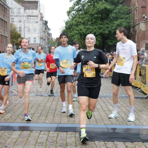 13.09.2026 - Kiel Lauf Yannick Fuchs http://msf.ph/oto/10487850 13.09.2026 10:31:09 Ziel 419, 967, 1187, 1834, 2256, 4771, 5035, 5612, 7024, 7330, 9919, 11040, 11669, 457, 1574, 1726, 2379, 2441, 3298, 4287, 4933, 5268, 5592, 5745, 6291, 6450, 8862, 9060, 9866, 9868, 9919, 10368, 10543, 11237, 12566, 227, 3231, 3727, 4446, 5251, 5813, 7335, 7402, 7834, 7863, 8496, 10780, 11329, 314, 457, 629, 1203, 2149, 2379, 2441, 2756, 4287, 5592, 5745, 5967, 7703, 7844, 9060, 10368, 11237 meine-sportfotos.de
