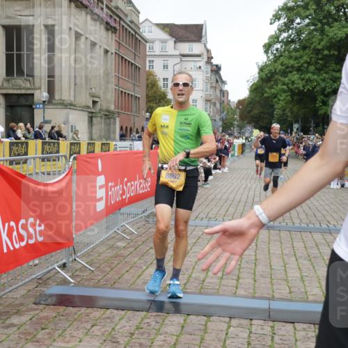13.09.2026 - Kiel Lauf Yannick Fuchs http://msf.ph/oto/10487875 13.09.2026 10:31:18 Ziel 227, 1834, 2256, 4446, 4771, 5035, 5251, 7024, 7330, 7402, 7834, 7863, 8496, 10780, 11329, 419, 967, 1187, 1574, 1726, 3298, 4933, 5268, 5612, 6450, 9866, 9868, 9919, 10543, 11040, 11669, 12566, 866, 1076, 1196, 1300, 3231, 3727, 4234, 5813, 5991, 7335, 7476, 7749, 8645, 8761, 9225, 10489, 12361, 457, 5268, 5592, 5745, 6291, 8862, 10368, 11237 meine-sportfotos.de