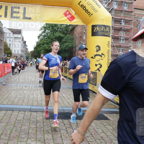 13.09.2026 - Kiel Lauf Yannick Fuchs http://msf.ph/oto/10487888 13.09.2026 10:31:23 Ziel 227, 1834, 3231, 3727, 4446, 5035, 5251, 5813, 7335, 7402, 7834, 7863, 8496, 10780, 11329, 419, 967, 1187, 1574, 1726, 1834, 2256, 3298, 4771, 4933, 5612, 6450, 7024, 7330, 9919, 10543, 11040, 11669, 12566, 866, 900, 1076, 1196, 1300, 1626, 4234, 4616, 5071, 5868, 5870, 5991, 6045, 6220, 7476, 7749, 8531, 8645, 8761, 9225, 10489, 12361, 1726, 5268, 6291, 8862, 9866, 9868, 12566 meine-sportfotos.de
