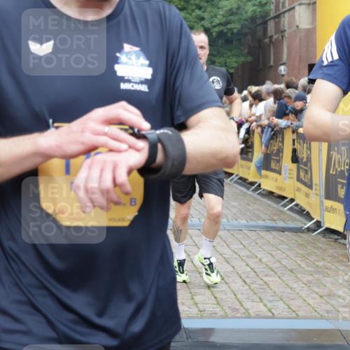 13.09.2026 - Kiel Lauf Yannick Fuchs http://msf.ph/oto/10487905 13.09.2026 10:31:28 Ziel 866, 1196, 1300, 3231, 3727, 4446, 5813, 5991, 7335, 7402, 7834, 7863, 8496, 8645, 8761, 10489, 11329, 227, 419, 967, 1187, 1834, 2256, 3298, 4771, 4933, 5035, 5251, 5612, 6450, 7024, 7330, 9919, 10543, 10780, 11040, 11669, 900, 1076, 1626, 1981, 4234, 4616, 5071, 5134, 5868, 5870, 6045, 6220, 6985, 7375, 7476, 7749, 8531, 9225, 10768, 12028, 12361, 1574, 1726, 3298, 4933, 6450, 9866, 9868, 10543, 12566 meine-sportfotos.de