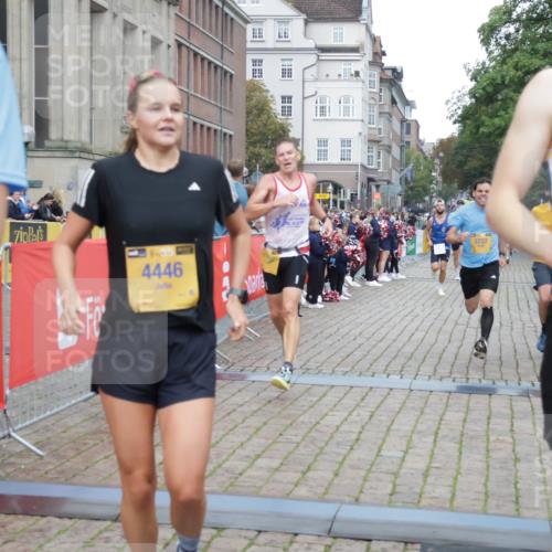 13.09.2026 - Kiel Lauf Yannick Fuchs http://msf.ph/oto/10487973 13.09.2026 10:31:59 Ziel 520, 577, 1403, 1406, 2389, 2990, 4816, 4900, 8837, 8958, 9438, 11193, 11722, 11927, 12024, 12058, 12127, 866, 900, 1076, 1196, 1300, 1626, 1981, 3231, 3727, 4234, 4616, 5071, 5134, 5813, 5868, 5870, 5991, 6045, 6220, 6985, 7335, 7375, 7476, 7749, 8531, 8645, 8761, 9225, 10489, 10768, 12028, 12361, 153, 1239, 2716, 3353, 3570, 4079, 4903, 5965, 7790, 8376, 8465, 8489, 10087, 10981, 11416, 11975, 12761, 3231, 3727, 4446, 7834, 8496 meine-sportfotos.de
