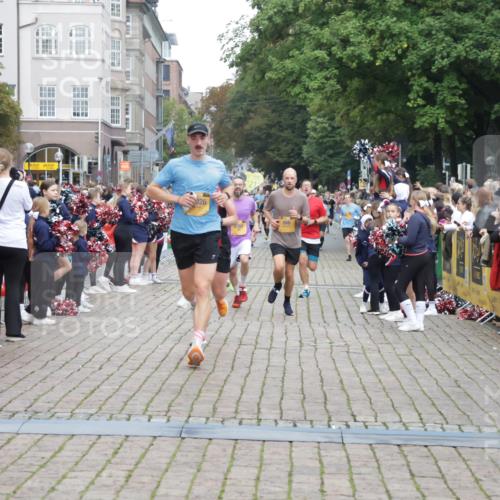 13.09.2026 - Kiel Lauf Yannick Fuchs http://msf.ph/oto/10487990 13.09.2026 10:32:03 Ziel 153, 520, 577, 1239, 1403, 1406, 2389, 2990, 4816, 4900, 4903, 5965, 8465, 8958, 11722, 11927, 11975, 12024, 12058, 12127, 866, 900, 1076, 1196, 1300, 1626, 1981, 4234, 4616, 5071, 5134, 5868, 5870, 5991, 6045, 6220, 6985, 7375, 7476, 7749, 8531, 8645, 8761, 8837, 9225, 9438, 10489, 10768, 11193, 12028, 12058, 12361, 524, 2716, 3353, 3570, 3923, 4079, 7790, 8376, 8489, 8878, 10087, 10981, 11416, 11451, 11612, 12761, 1196, 3231, 3727, 4446, 7834, 8496 meine-sportfotos.de