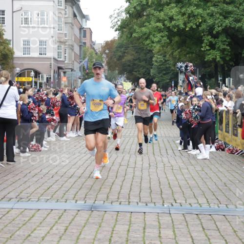 13.09.2026 - Kiel Lauf Yannick Fuchs http://msf.ph/oto/10487991 13.09.2026 10:32:03 Ziel 153, 520, 577, 1239, 1403, 1406, 2389, 2990, 4816, 4900, 4903, 5965, 8465, 8958, 11722, 11927, 11975, 12024, 12058, 12127, 866, 900, 1076, 1196, 1300, 1626, 1981, 4234, 4616, 5071, 5134, 5868, 5870, 5991, 6045, 6220, 6985, 7375, 7476, 7749, 8531, 8645, 8761, 8837, 9225, 9438, 10489, 10768, 11193, 12028, 12058, 12361, 524, 2716, 3353, 3570, 3923, 4079, 7790, 8376, 8489, 8878, 10087, 10981, 11416, 11451, 11612, 12761, 1196, 3231, 3727, 4446, 7834, 8496 meine-sportfotos.de