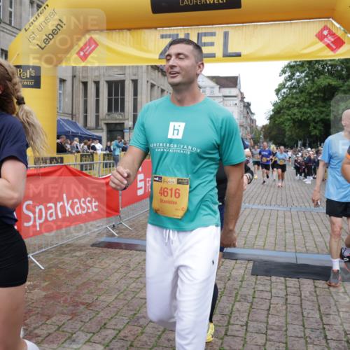 13.09.2026 - Kiel Lauf Yannick Fuchs http://msf.ph/oto/10488050 13.09.2026 10:32:19 Ziel 524, 2716, 3353, 3570, 3923, 4079, 4349, 7790, 8376, 8489, 8878, 10087, 10981, 11416, 11451, 11612, 12761, 153, 520, 577, 1239, 1403, 1406, 1981, 2389, 2990, 4816, 4900, 4903, 5134, 5965, 6985, 7375, 8465, 8837, 8958, 9438, 10087, 10768, 11193, 11416, 11722, 11927, 11975, 12024, 12028, 12058, 12127, 870, 1393, 3170, 4236, 4512, 6435, 8033, 8621, 8683, 9123, 11299, 11319, 12071, 12367, 900, 1076, 1626, 1981, 4616, 5071, 5134, 5868, 5870, 6985, 7375 meine-sportfotos.de