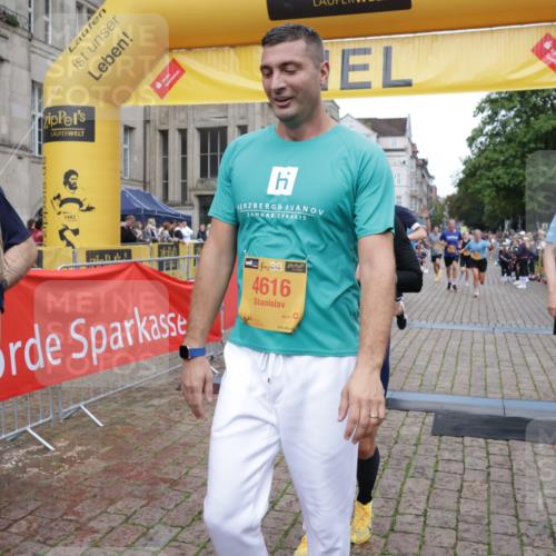 13.09.2026 - Kiel Lauf Yannick Fuchs http://msf.ph/oto/10488051 13.09.2026 10:32:19 Ziel 524, 2716, 3353, 3570, 3923, 4079, 4349, 7790, 8376, 8489, 8878, 10087, 10981, 11416, 11451, 11612, 12761, 153, 520, 577, 1239, 1403, 1406, 1981, 2389, 2990, 4816, 4900, 4903, 5134, 5965, 6985, 7375, 8465, 8837, 8958, 9438, 10087, 10768, 11193, 11416, 11722, 11927, 11975, 12024, 12028, 12058, 12127, 870, 1393, 3170, 4236, 4512, 6435, 8033, 8621, 8683, 9123, 11299, 11319, 12071, 12367, 900, 1076, 1626, 1981, 4616, 5071, 5134, 5868, 5870, 6985, 7375 meine-sportfotos.de