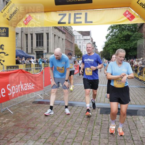 13.09.2026 - Kiel Lauf Yannick Fuchs http://msf.ph/oto/10488069 13.09.2026 10:32:23 Ziel 524, 3170, 3353, 3570, 3923, 4079, 4349, 6435, 7790, 8376, 8878, 11451, 11612, 12071, 12367, 12761, 153, 520, 577, 1239, 1403, 1406, 2389, 2716, 2990, 4816, 4900, 4903, 5965, 8465, 8489, 8837, 8958, 9438, 10087, 10768, 10981, 11193, 11416, 11722, 11927, 11975, 12024, 12058, 12127, 870, 875, 1393, 1612, 1801, 4236, 4512, 5721, 8033, 8621, 8683, 9123, 11299, 11319, 12353, 900, 1626, 1981, 4616, 5134, 5868, 5870, 6985, 7375, 9438, 10768 meine-sportfotos.de