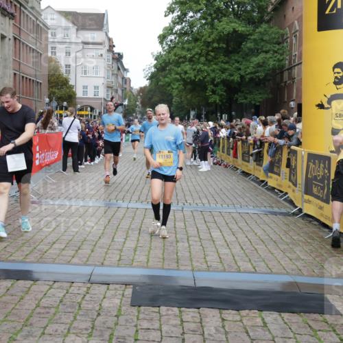 13.09.2026 - Kiel Lauf Yannick Fuchs http://msf.ph/oto/10488079 13.09.2026 10:32:26 Ziel 524, 3170, 3570, 3923, 4079, 4349, 4512, 6435, 7790, 8376, 8878, 11319, 11451, 11612, 12071, 12367, 12761, 153, 520, 577, 1239, 1403, 1406, 2389, 2716, 2990, 3353, 3570, 4816, 4900, 4903, 5965, 8376, 8465, 8489, 8837, 8958, 10087, 10981, 11416, 11722, 11927, 11975, 12024, 12058, 12127, 342, 870, 875, 1393, 1612, 1801, 4236, 4393, 4963, 5721, 7471, 7650, 8033, 8621, 8683, 9123, 11299, 11597, 12353, 12728, 1981, 4900, 5134, 6985, 7375, 8837, 8958, 9438, 10768 meine-sportfotos.de