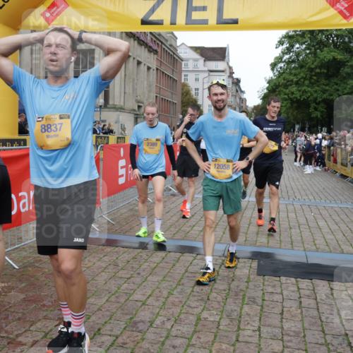 13.09.2026 - Kiel Lauf Yannick Fuchs http://msf.ph/oto/10488101 13.09.2026 10:32:32 Ziel 1393, 3170, 3923, 4236, 4349, 4512, 6435, 8033, 8683, 8878, 9123, 11299, 11319, 11451, 11612, 12071, 12367, 153, 520, 524, 1239, 1403, 2716, 2990, 3353, 3570, 4079, 4816, 4903, 5965, 7790, 8376, 8465, 8489, 10087, 10981, 11416, 11451, 11722, 11927, 11975, 12127, 12761, 342, 870, 875, 1612, 1801, 3327, 4393, 4963, 5721, 6337, 7471, 7650, 8621, 9879, 10338, 11597, 12353, 12728, 577, 1403, 1406, 2389, 4816, 4900, 8837, 8958, 9438 meine-sportfotos.de