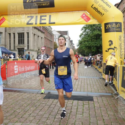 13.09.2026 - Kiel Lauf Yannick Fuchs http://msf.ph/oto/10488117 13.09.2026 10:32:38 Ziel 870, 875, 1393, 1612, 1801, 3170, 4236, 4512, 5721, 8033, 8621, 8683, 9123, 11299, 11319, 12071, 12353, 153, 520, 524, 1239, 2716, 3170, 3353, 3570, 3923, 4079, 4349, 4903, 5965, 6435, 7790, 8376, 8465, 8489, 8878, 10087, 10981, 11416, 11451, 11612, 11722, 11927, 11975, 12071, 12367, 12761, 32, 342, 1467, 3327, 4393, 4963, 6337, 7471, 7650, 9222, 9879, 10338, 11597, 12728, 153, 520, 577, 1239, 1403, 2990, 4816, 11722, 11927, 12127 meine-sportfotos.de