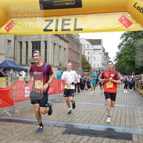 13.09.2026 - Kiel Lauf Yannick Fuchs http://msf.ph/oto/10488126 13.09.2026 10:32:39 Ziel 870, 875, 1393, 1612, 1801, 4236, 4512, 4963, 5721, 7471, 7650, 8033, 8621, 8683, 9123, 11299, 11319, 12353, 153, 524, 1239, 2716, 3170, 3353, 3570, 3923, 4079, 4349, 4903, 5965, 6435, 7790, 8376, 8465, 8489, 8878, 10087, 10981, 11416, 11451, 11612, 11722, 11927, 11975, 12071, 12367, 12761, 32, 342, 1467, 3327, 4393, 6337, 9222, 9879, 10338, 11597, 12728, 153, 520, 1239, 1403, 2990, 4816, 4903, 5965, 11722, 11927, 11975, 12127 meine-sportfotos.de