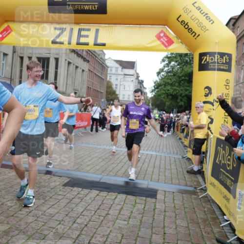 13.09.2026 - Kiel Lauf Yannick Fuchs http://msf.ph/oto/10488145 13.09.2026 10:32:45 Ziel 342, 870, 875, 1393, 1612, 1801, 4393, 4963, 5721, 6337, 7471, 7650, 8621, 8683, 10338, 11597, 12353, 12728, 524, 1393, 2716, 3170, 3353, 3570, 3923, 4079, 4236, 4349, 4512, 6435, 7790, 8033, 8376, 8489, 8683, 8878, 9123, 10981, 11299, 11319, 11451, 11612, 12071, 12367, 12761, 32, 1467, 3327, 9222, 9879, 10552, 153, 520, 1239, 2716, 4903, 5965, 8465, 8489, 10087, 10981, 11416, 11722, 11927, 11975 meine-sportfotos.de