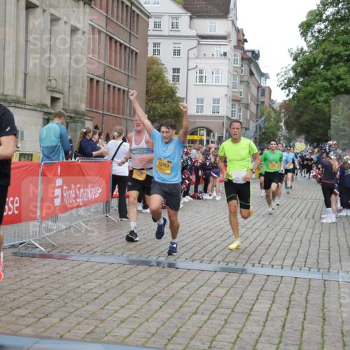 13.09.2026 - Kiel Lauf Yannick Fuchs http://msf.ph/oto/10488155 13.09.2026 10:32:52 Ziel 32, 342, 1467, 1801, 3327, 4393, 4963, 6337, 7471, 7650, 9222, 9879, 10338, 11597, 12353, 12728, 524, 870, 875, 1393, 1612, 1801, 3170, 3923, 4079, 4236, 4349, 4512, 5721, 6435, 7790, 8033, 8621, 8683, 8878, 9123, 11299, 11319, 11451, 11612, 12071, 12353, 12367, 12761, 1327, 3997, 6988, 7030, 10181, 10552, 10773, 2716, 3353, 3570, 4079, 7790, 8376, 8489, 10981, 12761 meine-sportfotos.de