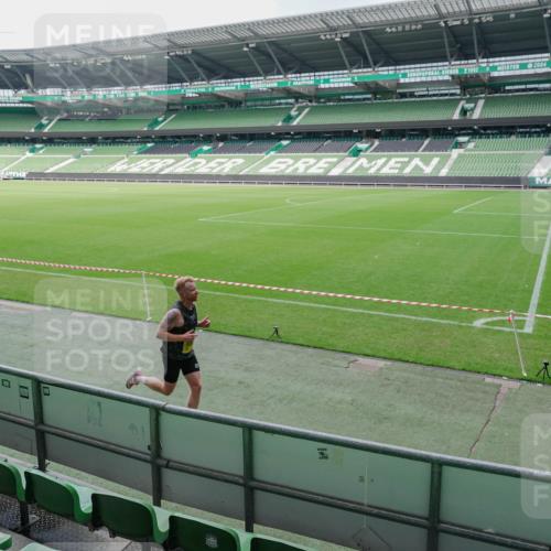 13.09.2026 - 21. swb-Marathon Bremen Michael Burmester http://msf.ph/oto/10488278 13.09.2026 10:19:49 Laufen im Stadion 10261, 10262, 10366, 10475, 10818, 10994, 11067, 11068, 11176, 11197, 11418, 11481, 11512, 11652, 12324, 12358, 12413, 12540, 13505, 13530, 13533, 13534, 13536, 13540, 13541, 13550, 13558, 13560, 13564, 13573, 13581, 13583, 13588, 13590, 13599, 13601, 13605, 13610, 13618, 13619, 13622, 13632, 13633, 13637, 13638, 13639, 10597, 12272, 13501, 13510, 13515, 13517, 13525, 13542, 13547, 13567, 13579, 13623, 13627, 13635 meine-sportfotos.de