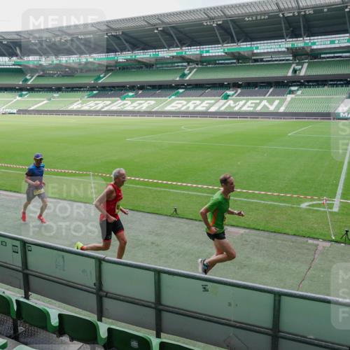 13.09.2026 - 21. swb-Marathon Bremen Michael Burmester http://msf.ph/oto/10488281 13.09.2026 10:19:52 Laufen im Stadion 10261, 10262, 10366, 10475, 10818, 10994, 11067, 11068, 11176, 11197, 11418, 11481, 11512, 11652, 12324, 12358, 12413, 12540, 13505, 13530, 13533, 13534, 13536, 13540, 13541, 13550, 13558, 13560, 13564, 13573, 13581, 13583, 13588, 13590, 13599, 13601, 13605, 13610, 13618, 13619, 13622, 13632, 13633, 13637, 13638, 13639, 10597, 12272, 13501, 13510, 13515, 13517, 13525, 13542, 13547, 13567, 13579, 13623, 13627, 13635 meine-sportfotos.de