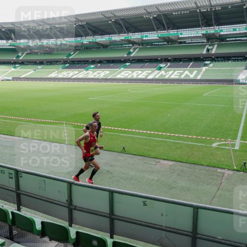 13.09.2026 - 21. swb-Marathon Bremen Michael Burmester http://msf.ph/oto/10488283 13.09.2026 10:19:54 Laufen im Stadion 10261, 10262, 10366, 10475, 10818, 10994, 11067, 11068, 11176, 11197, 11418, 11481, 11512, 11652, 12324, 12358, 12413, 12540, 13505, 13530, 13533, 13534, 13536, 13540, 13541, 13550, 13558, 13560, 13564, 13573, 13581, 13583, 13588, 13590, 13599, 13601, 13605, 13610, 13618, 13619, 13622, 13632, 13633, 13637, 13638, 13639, 10597, 12272, 13501, 13510, 13515, 13517, 13542, 13547, 13567, 13579, 13623, 13627, 13635 meine-sportfotos.de