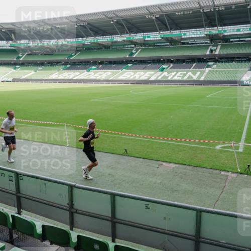 13.09.2026 - 21. swb-Marathon Bremen Michael Burmester http://msf.ph/oto/10488289 13.09.2026 10:20:12 Laufen im Stadion 10261, 10262, 10366, 10475, 10818, 10961, 10994, 11067, 11068, 11176, 11197, 11418, 11481, 11512, 11652, 11964, 12289, 12324, 12358, 12413, 12540, 13505, 13514, 13530, 13534, 13540, 13541, 13550, 13558, 13560, 13581, 13583, 13588, 13590, 13599, 13601, 13605, 13610, 13618, 13619, 13622, 13633, 13637, 13638, 10597, 12272, 13501, 13510, 13515, 13517, 13522, 13542, 13547, 13561, 13567, 13579, 13623, 13635 meine-sportfotos.de