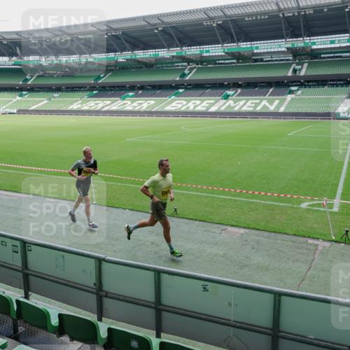13.09.2026 - 21. swb-Marathon Bremen Michael Burmester http://msf.ph/oto/10488317 13.09.2026 10:21:55 Laufen im Stadion 10244, 10302, 10441, 10818, 10926, 10961, 11067, 11083, 11142, 11338, 11454, 11619, 11738, 11854, 11916, 11944, 11964, 12003, 12289, 12324, 12456, 12513, 12520, 12538, 12540, 13507, 13514, 13519, 13535, 13539, 13548, 13551, 13553, 13559, 13568, 13575, 13583, 13584, 13587, 13606, 13608, 13636, 13637, 13641, 10475, 11481, 11652, 12457, 12458, 13504, 13522, 13533, 13534, 13536, 13543, 13550, 13554, 13561, 13564 meine-sportfotos.de