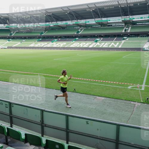 13.09.2026 - 21. swb-Marathon Bremen Michael Burmester http://msf.ph/oto/10488351 13.09.2026 10:23:39 Laufen im Stadion 10235, 10302, 10341, 10441, 10520, 10575, 10592, 10618, 10782, 10926, 10972, 11042, 11127, 11143, 11198, 11201, 11227, 11338, 11373, 11426, 11454, 11628, 11713, 11721, 11779, 11895, 11903, 12003, 12053, 12144, 12209, 12246, 12339, 12370, 12395, 12404, 12442, 12468, 12469, 12477, 12538, 13507, 13513, 13519, 13520, 13539, 13553, 13556, 13563, 13566, 13580, 13584, 13586, 13587, 13616, 13641, 10366, 10475, 11481, 11652, 13530, 13541 meine-sportfotos.de