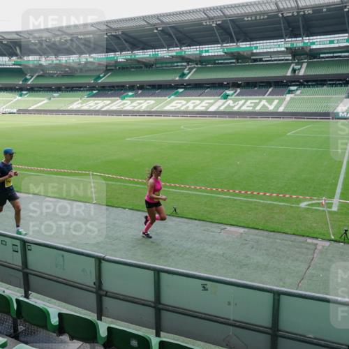 13.09.2026 - 21. swb-Marathon Bremen Michael Burmester http://msf.ph/oto/10488363 13.09.2026 10:24:23 Laufen im Stadion 10235, 10328, 10337, 10341, 10358, 10456, 10520, 10575, 10592, 10593, 10618, 10632, 10775, 10782, 10816, 10972, 11042, 11127, 11143, 11198, 11201, 11265, 11373, 11375, 11426, 11442, 11468, 11527, 11607, 11615, 11628, 11630, 11632, 11704, 11713, 11721, 11758, 11779, 11826, 11895, 11903, 11948, 12053, 12144, 12209, 12246, 12281, 12339, 12404, 12406, 12426, 12442, 12468, 12469, 12477, 12525, 13509, 13520, 13556, 13563, 13566, 13580, 13585, 13586 meine-sportfotos.de