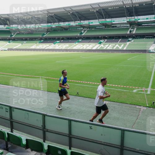 13.09.2026 - 21. swb-Marathon Bremen Michael Burmester http://msf.ph/oto/10488372 13.09.2026 10:24:40 Laufen im Stadion 10143, 10235, 10312, 10328, 10336, 10337, 10341, 10358, 10456, 10520, 10592, 10593, 10618, 10632, 10775, 10782, 10816, 10861, 10972, 10988, 11042, 11108, 11143, 11201, 11265, 11373, 11375, 11426, 11442, 11468, 11527, 11607, 11615, 11628, 11630, 11632, 11704, 11713, 11758, 11779, 11826, 11895, 11903, 11948, 12053, 12144, 12246, 12281, 12339, 12404, 12406, 12426, 12442, 12468, 12469, 12477, 12525, 13509, 13520, 13563, 13566, 13580, 13585, 13586 meine-sportfotos.de