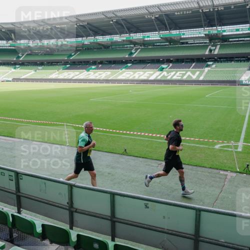 13.09.2026 - 21. swb-Marathon Bremen Michael Burmester http://msf.ph/oto/10488374 13.09.2026 10:24:42 Laufen im Stadion 10143, 10235, 10312, 10328, 10336, 10337, 10341, 10358, 10456, 10520, 10592, 10593, 10618, 10632, 10775, 10782, 10816, 10861, 10972, 10988, 11042, 11108, 11143, 11201, 11265, 11373, 11375, 11426, 11442, 11468, 11527, 11607, 11615, 11628, 11630, 11632, 11704, 11713, 11758, 11779, 11826, 11895, 11903, 11948, 12144, 12246, 12281, 12404, 12406, 12426, 12442, 12468, 12469, 12477, 12525, 13509, 13520, 13563, 13566, 13580, 13585, 13586 meine-sportfotos.de