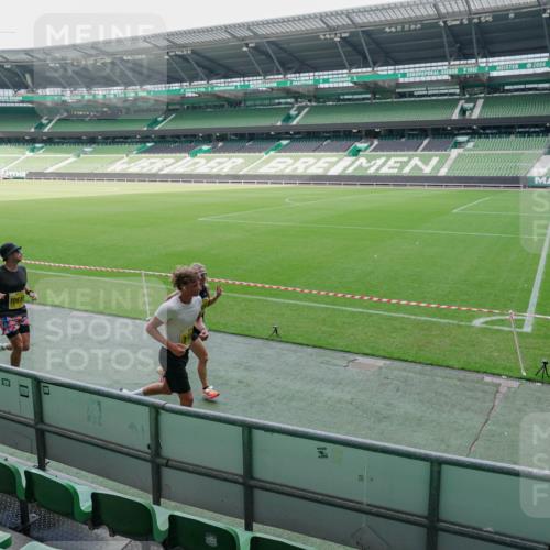 13.09.2026 - 21. swb-Marathon Bremen Michael Burmester http://msf.ph/oto/10488376 13.09.2026 10:24:49 Laufen im Stadion 10143, 10235, 10312, 10328, 10336, 10337, 10341, 10346, 10358, 10456, 10520, 10592, 10593, 10618, 10632, 10775, 10782, 10816, 10861, 10972, 10988, 11020, 11042, 11108, 11143, 11201, 11265, 11312, 11373, 11375, 11426, 11442, 11447, 11468, 11527, 11607, 11615, 11628, 11630, 11632, 11704, 11713, 11758, 11779, 11826, 11895, 11903, 11948, 12144, 12246, 12281, 12404, 12406, 12426, 12442, 12468, 12469, 12477, 12525, 13509, 13520, 13566, 13580, 13585, 13586 meine-sportfotos.de