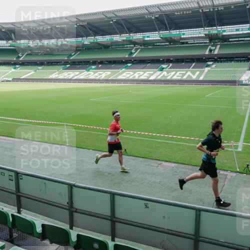 13.09.2026 - 21. swb-Marathon Bremen Michael Burmester http://msf.ph/oto/10488385 13.09.2026 10:25:13 Laufen im Stadion 10143, 10312, 10328, 10336, 10337, 10342, 10346, 10358, 10398, 10456, 10520, 10593, 10618, 10632, 10742, 10775, 10806, 10816, 10861, 10972, 10987, 10988, 11019, 11020, 11042, 11088, 11108, 11143, 11201, 11265, 11312, 11373, 11375, 11442, 11447, 11468, 11527, 11607, 11615, 11628, 11630, 11632, 11704, 11758, 11779, 11826, 11895, 11903, 11948, 12246, 12281, 12406, 12426, 12442, 12468, 12469, 12477, 12525, 13509, 13520, 13566, 13580, 13585, 13586 meine-sportfotos.de
