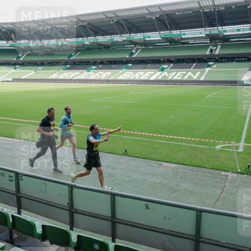 13.09.2026 - 21. swb-Marathon Bremen Michael Burmester http://msf.ph/oto/10488393 13.09.2026 10:25:54 Laufen im Stadion 10143, 10210, 10214, 10228, 10312, 10318, 10328, 10336, 10337, 10342, 10346, 10352, 10358, 10398, 10436, 10445, 10447, 10454, 10456, 10536, 10593, 10632, 10735, 10742, 10775, 10806, 10807, 10816, 10861, 10866, 10987, 10988, 11015, 11019, 11020, 11088, 11108, 11130, 11135, 11155, 11187, 11199, 11209, 11232, 11265, 11312, 11375, 11442, 11447, 11468, 11527, 11607, 11615, 11630, 11632, 11704, 11758, 11826, 11948, 12281, 12406, 12426, 12525, 13509, 13585 meine-sportfotos.de
