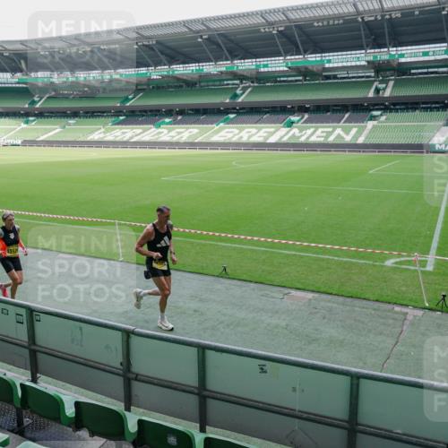 13.09.2026 - 21. swb-Marathon Bremen Michael Burmester http://msf.ph/oto/10488396 13.09.2026 10:26:03 Laufen im Stadion 10143, 10210, 10214, 10228, 10312, 10318, 10328, 10336, 10337, 10342, 10346, 10352, 10358, 10398, 10436, 10445, 10447, 10454, 10456, 10464, 10536, 10541, 10583, 10593, 10632, 10735, 10742, 10775, 10806, 10807, 10816, 10861, 10866, 10987, 10988, 11015, 11019, 11020, 11088, 11108, 11130, 11135, 11155, 11187, 11199, 11209, 11232, 11265, 11312, 11375, 11442, 11447, 11468, 11527, 11607, 11615, 11630, 11704, 11758, 11948, 12281, 12406, 12426, 13509 meine-sportfotos.de
