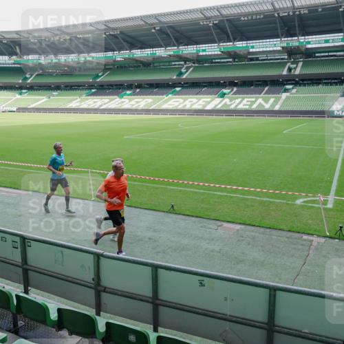 13.09.2026 - 21. swb-Marathon Bremen Michael Burmester http://msf.ph/oto/10488405 13.09.2026 10:26:18 Laufen im Stadion 10096, 10143, 10172, 10210, 10214, 10228, 10231, 10289, 10312, 10318, 10319, 10336, 10342, 10346, 10352, 10358, 10398, 10436, 10445, 10447, 10454, 10456, 10464, 10504, 10514, 10536, 10541, 10583, 10628, 10638, 10735, 10742, 10744, 10806, 10807, 10816, 10861, 10866, 10873, 10956, 10987, 10988, 10992, 11015, 11019, 11020, 11063, 11088, 11108, 11130, 11135, 11155, 11187, 11193, 11199, 11209, 11232, 11265, 11312, 11447, 11468, 11615, 11758, 11948, 13509 meine-sportfotos.de
