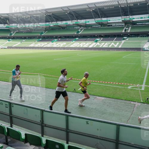 13.09.2026 - 21. swb-Marathon Bremen Michael Burmester http://msf.ph/oto/10488425 13.09.2026 10:26:48 Laufen im Stadion 10096, 10142, 10172, 10210, 10214, 10228, 10231, 10269, 10289, 10310, 10312, 10318, 10319, 10342, 10346, 10352, 10398, 10436, 10445, 10447, 10454, 10464, 10489, 10504, 10514, 10536, 10541, 10566, 10583, 10628, 10638, 10735, 10742, 10744, 10806, 10807, 10866, 10873, 10897, 10898, 10956, 10987, 10988, 10992, 11015, 11019, 11020, 11060, 11063, 11088, 11108, 11110, 11130, 11135, 11148, 11155, 11187, 11193, 11196, 11199, 11209, 11232, 11312, 11447 meine-sportfotos.de