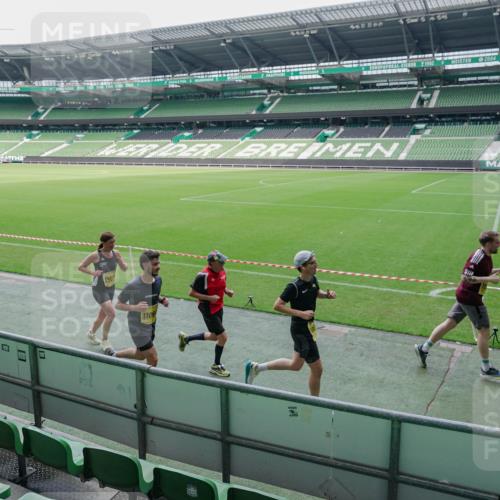 13.09.2026 - 21. swb-Marathon Bremen Michael Burmester http://msf.ph/oto/10488449 13.09.2026 10:27:21 Laufen im Stadion 10096, 10142, 10172, 10189, 10210, 10214, 10223, 10228, 10231, 10269, 10289, 10293, 10310, 10318, 10319, 10329, 10352, 10393, 10398, 10436, 10445, 10447, 10454, 10464, 10489, 10504, 10508, 10514, 10536, 10541, 10566, 10583, 10594, 10628, 10638, 10735, 10744, 10806, 10807, 10846, 10860, 10866, 10873, 10897, 10898, 10917, 10956, 10987, 10992, 11015, 11060, 11063, 11076, 11110, 11111, 11130, 11135, 11148, 11155, 11187, 11193, 11196, 11199, 11209, 11232 meine-sportfotos.de