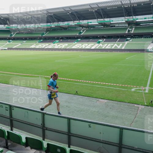 13.09.2026 - 21. swb-Marathon Bremen Michael Burmester http://msf.ph/oto/10488451 13.09.2026 10:27:24 Laufen im Stadion 10096, 10142, 10172, 10189, 10210, 10214, 10223, 10228, 10231, 10269, 10289, 10293, 10310, 10318, 10319, 10329, 10352, 10393, 10436, 10445, 10447, 10454, 10464, 10489, 10504, 10508, 10514, 10536, 10541, 10566, 10583, 10594, 10628, 10638, 10735, 10744, 10806, 10807, 10814, 10846, 10860, 10866, 10873, 10897, 10898, 10917, 10956, 10992, 11015, 11060, 11063, 11076, 11110, 11111, 11130, 11135, 11148, 11155, 11187, 11193, 11196, 11199, 11209, 11232 meine-sportfotos.de