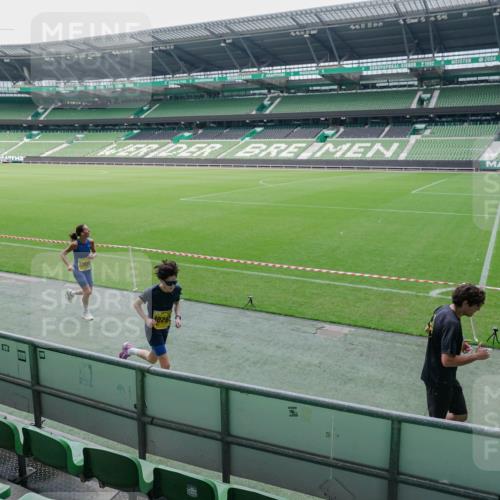 13.09.2026 - 21. swb-Marathon Bremen Michael Burmester http://msf.ph/oto/10488469 13.09.2026 10:27:49 Laufen im Stadion 10096, 10142, 10172, 10189, 10214, 10223, 10231, 10269, 10270, 10289, 10293, 10294, 10310, 10316, 10318, 10319, 10329, 10352, 10393, 10436, 10445, 10464, 10489, 10504, 10508, 10514, 10536, 10538, 10541, 10544, 10566, 10583, 10594, 10628, 10638, 10655, 10709, 10744, 10770, 10807, 10814, 10846, 10860, 10873, 10897, 10898, 10917, 10956, 10992, 10993, 11058, 11060, 11063, 11076, 11087, 11092, 11110, 11111, 11130, 11135, 11148, 11193, 11196 meine-sportfotos.de