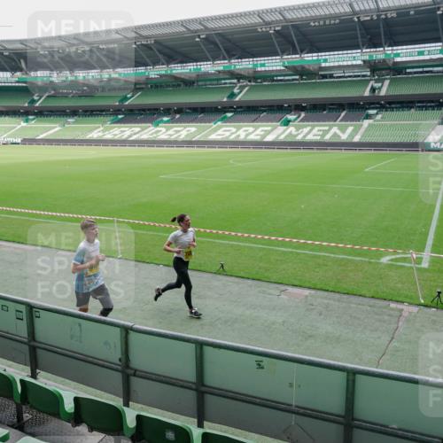 13.09.2026 - 21. swb-Marathon Bremen Michael Burmester http://msf.ph/oto/10488591 13.09.2026 10:30:45 Laufen im Stadion 10141, 10146, 10162, 10174, 10193, 10218, 10222, 10227, 10233, 10253, 10281, 10284, 10304, 10334, 10339, 10359, 10392, 10448, 10452, 10467, 10471, 10478, 10479, 10515, 10537, 10555, 10577, 10579, 10585, 10588, 10589, 10610, 10626, 10641, 10652, 10684, 10685, 10708, 10714, 10734, 10757, 10761, 10764, 10765, 10780, 10808, 10821, 10822, 10825, 10827, 10837, 10838, 10862, 10863, 10884, 10886, 10887, 10906, 10966, 10984, 11002, 11038, 11109, 11128, 11206, 11350 meine-sportfotos.de