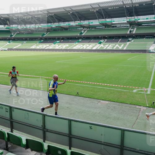 13.09.2026 - 21. swb-Marathon Bremen Michael Burmester http://msf.ph/oto/10488595 13.09.2026 10:30:53 Laufen im Stadion 10141, 10146, 10162, 10174, 10193, 10218, 10222, 10227, 10233, 10253, 10281, 10284, 10304, 10334, 10339, 10359, 10392, 10448, 10452, 10467, 10471, 10478, 10479, 10515, 10529, 10555, 10577, 10579, 10585, 10588, 10589, 10610, 10626, 10641, 10652, 10684, 10685, 10708, 10714, 10734, 10757, 10761, 10764, 10765, 10780, 10808, 10821, 10822, 10825, 10827, 10837, 10838, 10862, 10863, 10884, 10886, 10887, 10906, 10984, 11002, 11038, 11128, 11206, 11350 meine-sportfotos.de