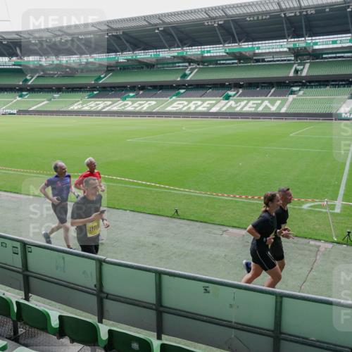 13.09.2026 - 21. swb-Marathon Bremen Michael Burmester http://msf.ph/oto/10488616 13.09.2026 10:31:21 Laufen im Stadion 10141, 10146, 10174, 10193, 10222, 10227, 10233, 10255, 10281, 10284, 10304, 10339, 10359, 10392, 10443, 10448, 10452, 10471, 10478, 10479, 10503, 10515, 10529, 10540, 10543, 10555, 10577, 10579, 10588, 10589, 10608, 10610, 10626, 10631, 10641, 10646, 10652, 10684, 10685, 10703, 10704, 10708, 10714, 10725, 10757, 10765, 10780, 10808, 10821, 10822, 10837, 10838, 10862, 10863, 10884, 10886, 10887, 10906, 10984, 11002, 11038, 11206, 11350 meine-sportfotos.de