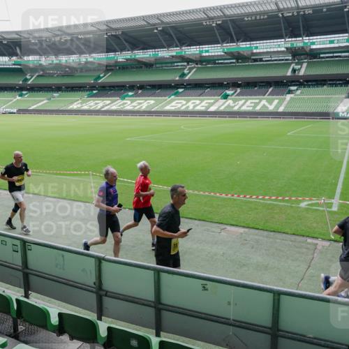 13.09.2026 - 21. swb-Marathon Bremen Michael Burmester http://msf.ph/oto/10488617 13.09.2026 10:31:22 Laufen im Stadion 10141, 10146, 10174, 10193, 10222, 10227, 10233, 10246, 10255, 10281, 10284, 10304, 10339, 10359, 10392, 10443, 10448, 10452, 10471, 10478, 10479, 10503, 10515, 10529, 10540, 10543, 10555, 10577, 10579, 10588, 10589, 10608, 10610, 10626, 10631, 10641, 10646, 10652, 10684, 10685, 10703, 10704, 10708, 10714, 10725, 10757, 10765, 10780, 10808, 10821, 10822, 10837, 10838, 10862, 10863, 10884, 10886, 10887, 10906, 10984, 11002, 11038, 11206, 11350 meine-sportfotos.de