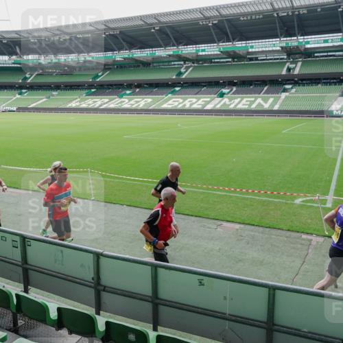 13.09.2026 - 21. swb-Marathon Bremen Michael Burmester http://msf.ph/oto/10488618 13.09.2026 10:31:23 Laufen im Stadion 10141, 10146, 10174, 10193, 10222, 10227, 10233, 10246, 10255, 10281, 10284, 10304, 10339, 10359, 10392, 10443, 10448, 10452, 10471, 10478, 10479, 10503, 10515, 10529, 10540, 10543, 10555, 10577, 10579, 10588, 10589, 10608, 10610, 10626, 10631, 10641, 10646, 10652, 10684, 10685, 10703, 10704, 10708, 10714, 10725, 10757, 10765, 10780, 10808, 10821, 10822, 10837, 10838, 10862, 10863, 10884, 10886, 10887, 10906, 10984, 11002, 11038, 11206, 11350 meine-sportfotos.de