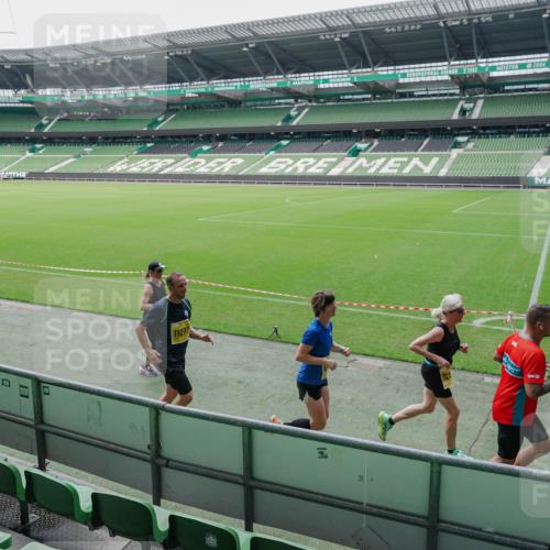 13.09.2026 - 21. swb-Marathon Bremen Michael Burmester http://msf.ph/oto/10488620 13.09.2026 10:31:25 Laufen im Stadion 10141, 10146, 10174, 10193, 10222, 10227, 10233, 10246, 10255, 10281, 10284, 10304, 10339, 10359, 10392, 10443, 10448, 10452, 10471, 10478, 10479, 10503, 10515, 10529, 10540, 10543, 10555, 10577, 10579, 10588, 10589, 10608, 10610, 10626, 10631, 10641, 10646, 10652, 10684, 10685, 10703, 10704, 10708, 10714, 10725, 10757, 10765, 10780, 10808, 10821, 10822, 10837, 10838, 10862, 10863, 10884, 10886, 10887, 10906, 10984, 11002, 11038, 11206, 11350 meine-sportfotos.de