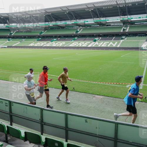 13.09.2026 - 21. swb-Marathon Bremen Michael Burmester http://msf.ph/oto/10488623 13.09.2026 10:31:29 Laufen im Stadion 10141, 10146, 10174, 10193, 10222, 10227, 10246, 10255, 10281, 10284, 10304, 10339, 10359, 10392, 10443, 10448, 10471, 10478, 10479, 10503, 10515, 10517, 10518, 10529, 10540, 10543, 10555, 10577, 10579, 10588, 10589, 10608, 10610, 10626, 10631, 10641, 10646, 10652, 10684, 10685, 10703, 10704, 10708, 10714, 10725, 10757, 10765, 10780, 10808, 10821, 10822, 10837, 10838, 10862, 10863, 10884, 10886, 10906, 10984, 11002, 11038, 11206, 11350 meine-sportfotos.de