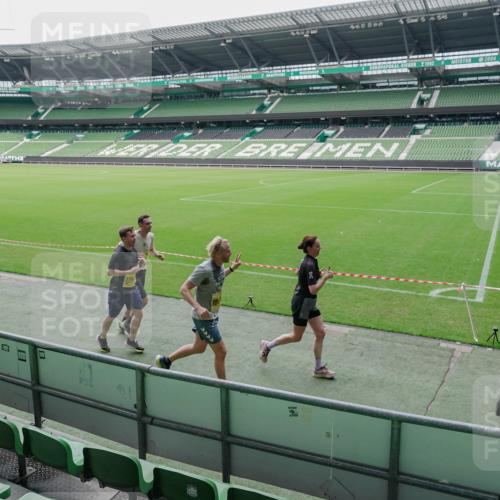 13.09.2026 - 21. swb-Marathon Bremen Michael Burmester http://msf.ph/oto/10488631 13.09.2026 10:31:35 Laufen im Stadion 10141, 10146, 10174, 10222, 10227, 10246, 10255, 10256, 10281, 10284, 10304, 10339, 10359, 10410, 10443, 10448, 10471, 10478, 10479, 10503, 10515, 10517, 10518, 10529, 10540, 10543, 10555, 10577, 10579, 10588, 10589, 10608, 10610, 10626, 10631, 10641, 10646, 10684, 10685, 10690, 10703, 10704, 10707, 10708, 10714, 10725, 10757, 10765, 10780, 10821, 10822, 10837, 10838, 10862, 10863, 10884, 10886, 10984, 11038, 11206, 11350 meine-sportfotos.de