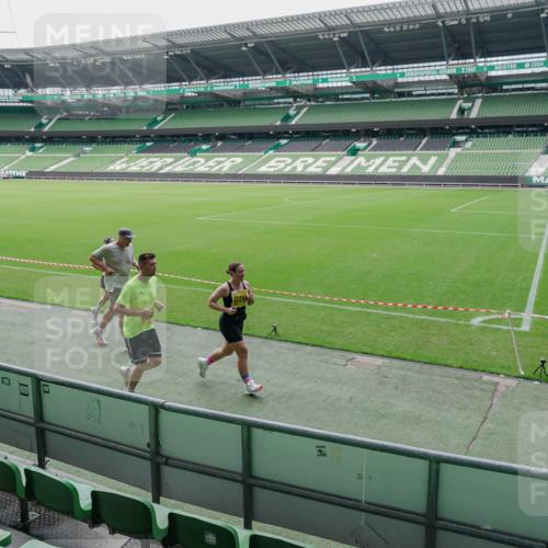 13.09.2026 - 21. swb-Marathon Bremen Michael Burmester http://msf.ph/oto/10488643 13.09.2026 10:31:45 Laufen im Stadion 10141, 10146, 10174, 10222, 10226, 10227, 10243, 10246, 10255, 10256, 10281, 10284, 10304, 10322, 10339, 10359, 10365, 10410, 10443, 10448, 10471, 10478, 10479, 10503, 10515, 10517, 10518, 10529, 10540, 10543, 10555, 10565, 10577, 10579, 10588, 10589, 10608, 10610, 10626, 10631, 10646, 10670, 10684, 10685, 10690, 10703, 10704, 10707, 10708, 10714, 10721, 10725, 10757, 10765, 10821, 10822, 10838, 10862, 10863, 10884, 10886, 11038, 11206, 11350 meine-sportfotos.de