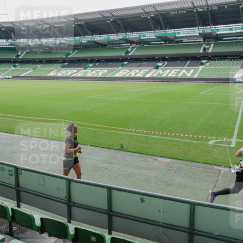 13.09.2026 - 21. swb-Marathon Bremen Michael Burmester http://msf.ph/oto/10488670 13.09.2026 10:32:16 Laufen im Stadion 10067, 10141, 10146, 10203, 10222, 10226, 10227, 10243, 10246, 10249, 10255, 10256, 10284, 10300, 10322, 10365, 10372, 10379, 10383, 10410, 10443, 10448, 10471, 10478, 10479, 10486, 10503, 10517, 10518, 10529, 10540, 10543, 10550, 10555, 10565, 10577, 10579, 10589, 10608, 10610, 10626, 10631, 10646, 10670, 10675, 10684, 10685, 10690, 10703, 10704, 10707, 10708, 10721, 10725, 10728, 10771, 10821, 10822, 10838, 11350 meine-sportfotos.de