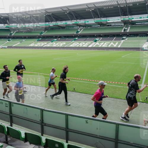 13.09.2026 - 21. swb-Marathon Bremen Michael Burmester http://msf.ph/oto/10488684 13.09.2026 10:32:36 Laufen im Stadion 10067, 10078, 10146, 10166, 10184, 10203, 10211, 10222, 10226, 10243, 10246, 10249, 10255, 10256, 10300, 10322, 10365, 10372, 10374, 10379, 10383, 10394, 10408, 10410, 10443, 10471, 10478, 10479, 10486, 10494, 10503, 10517, 10518, 10529, 10530, 10540, 10543, 10550, 10555, 10565, 10579, 10589, 10608, 10610, 10626, 10631, 10646, 10670, 10675, 10690, 10703, 10704, 10707, 10708, 10721, 10725, 10728, 10745, 10749, 10750, 10771, 10794 meine-sportfotos.de